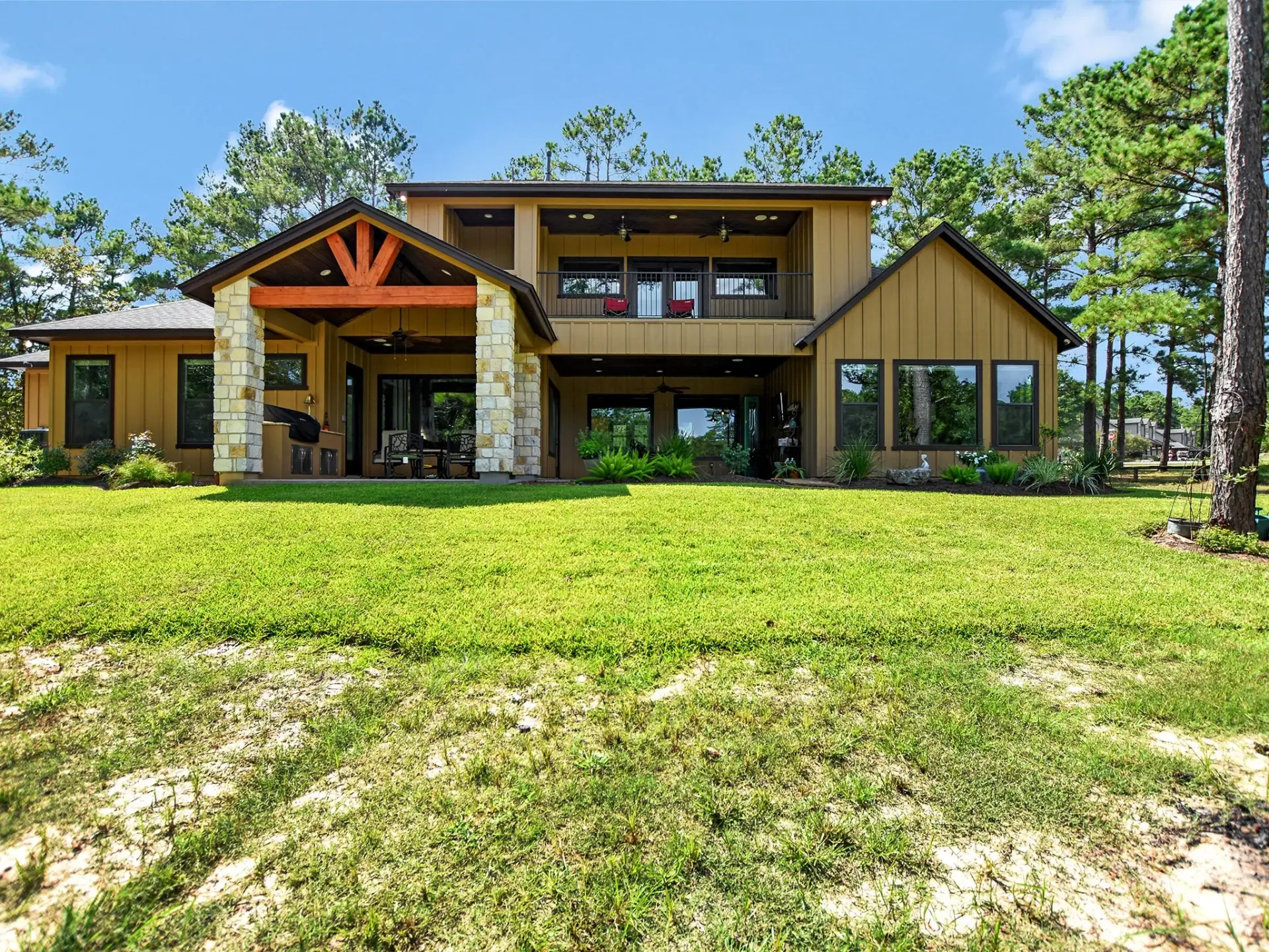 Emerald Oaks Backyard in Texas