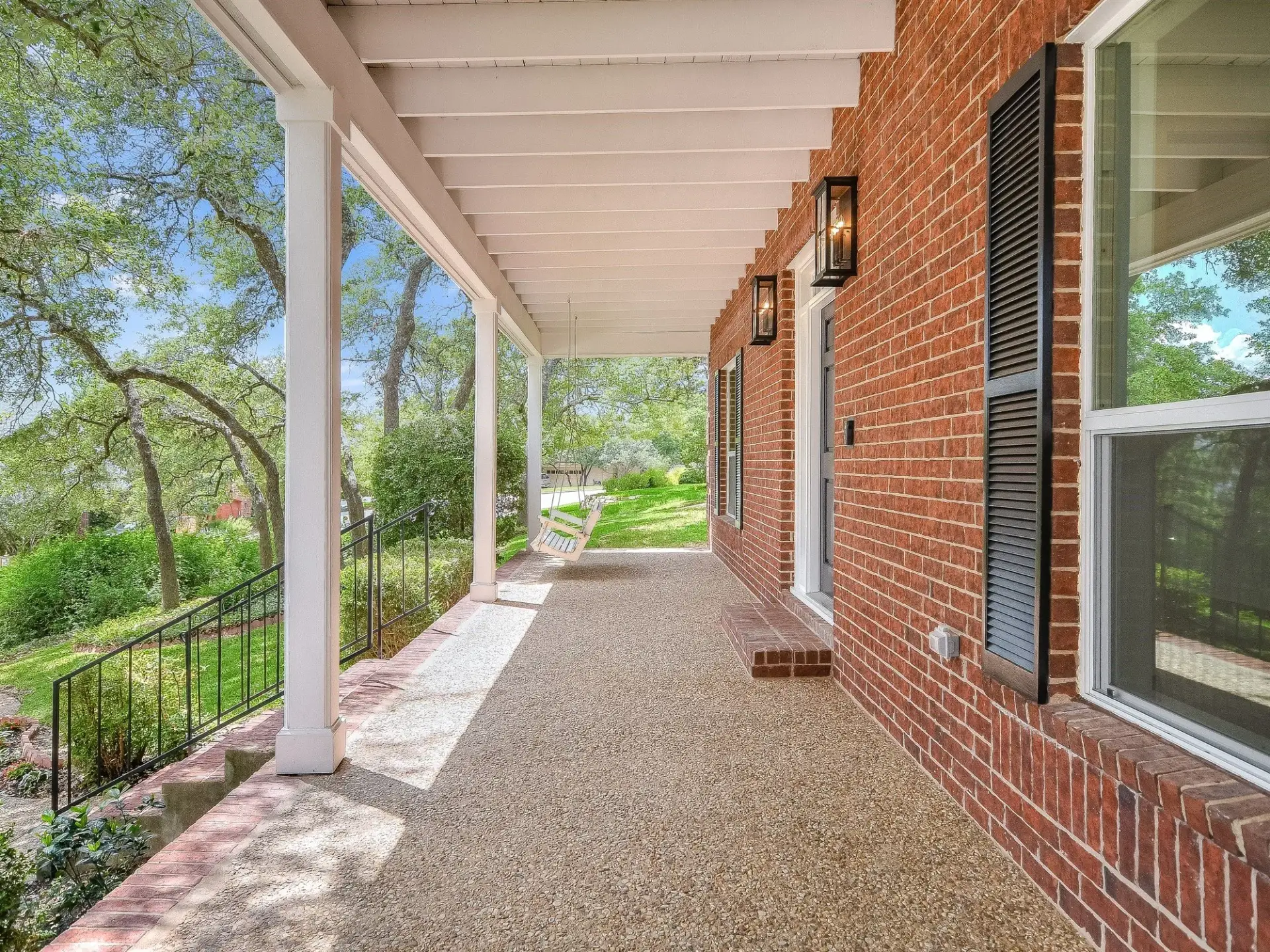 Fox Chapel Porch in Texas