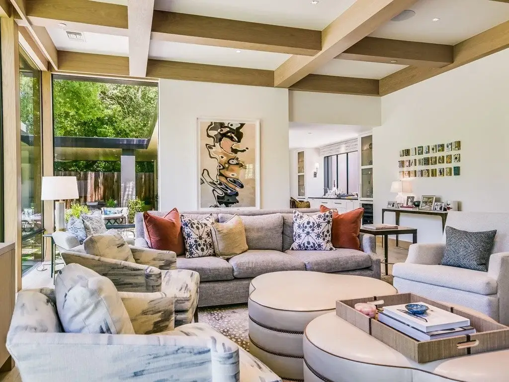 Schulle Living in Texas