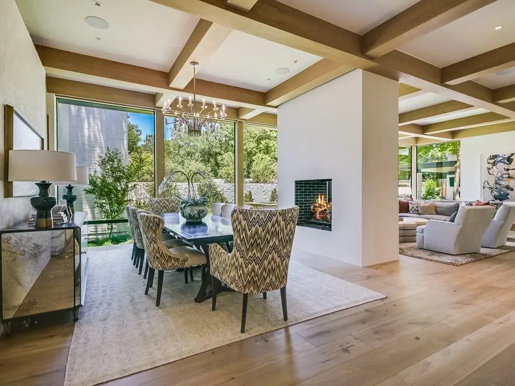 Schulle Dining in Texas